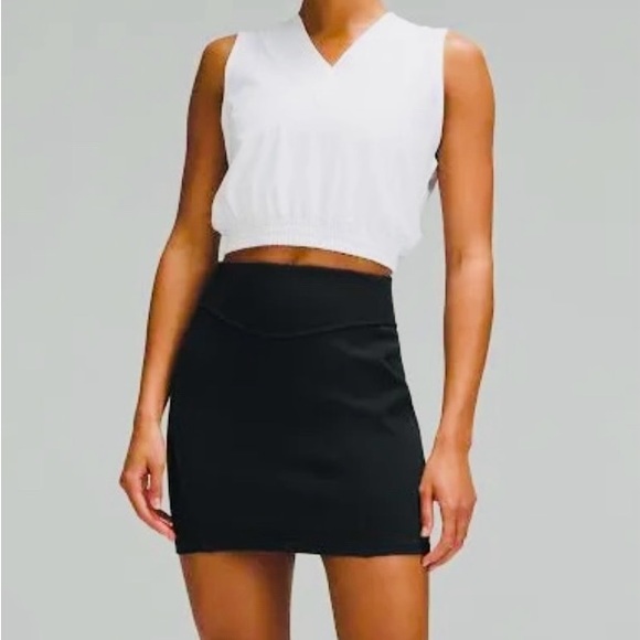 Emporio Armani Black Mini Elegant Skirt eu 36 us 6